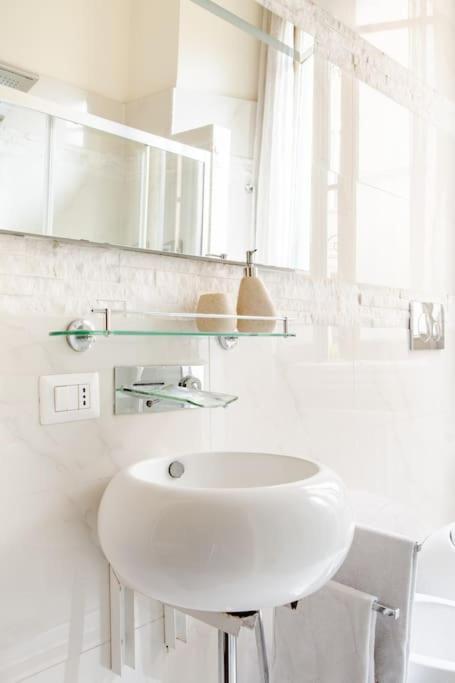 Exquisite Stay Via Crema Milán Exteriér fotografie